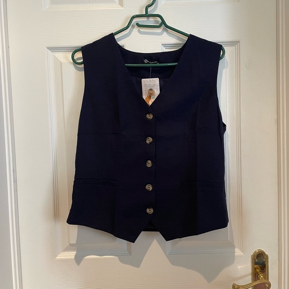 Women’s Navy Vest BNWT - Picture 1 of 3